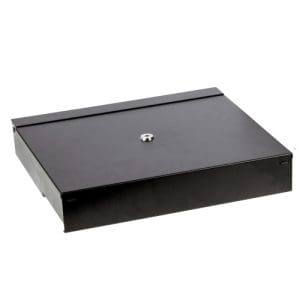 LOCKABLE COVER FOR PLASTIC INSERT OF
